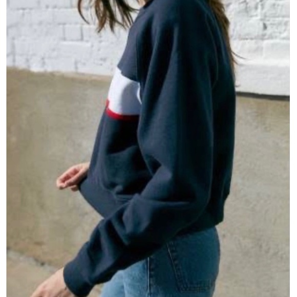 📌Brandy Melville John Galt Amanda Stripe Shirt - Picture 4 of 6